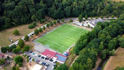 Sportplatz von oben
