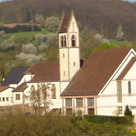 Kath. Kirche Herz Jesu-3